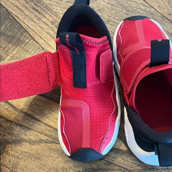 Jordan Kids 23/7 Red/Black Slip-On Sneakers with White Sole, Jumpman, Size 13C - Picture 5 of 8